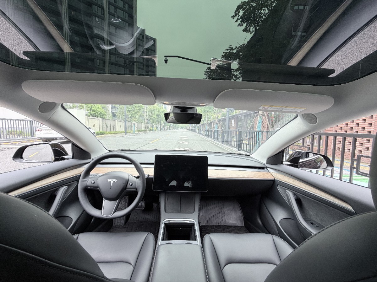 Tesla Model 3 2023 #5 Tesla Model 3 2023 car image #5
