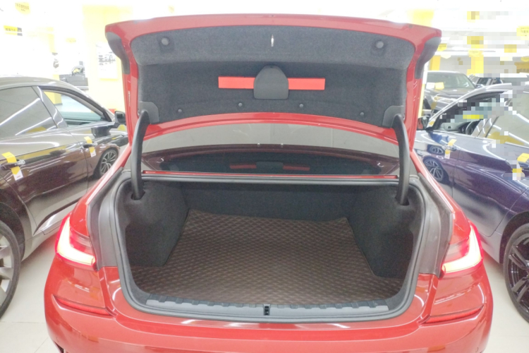 BMW 3 Series 2021 #22 BMW 3 Series 2021 car image #22