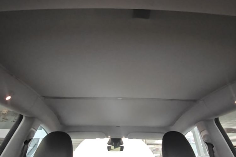 Tesla Model Y 2024 #20 Tesla Model Y 2024 car image #20
