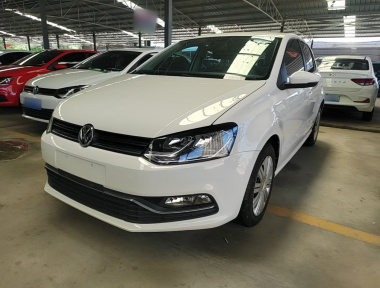Volkswagen Polo 2018 car image 