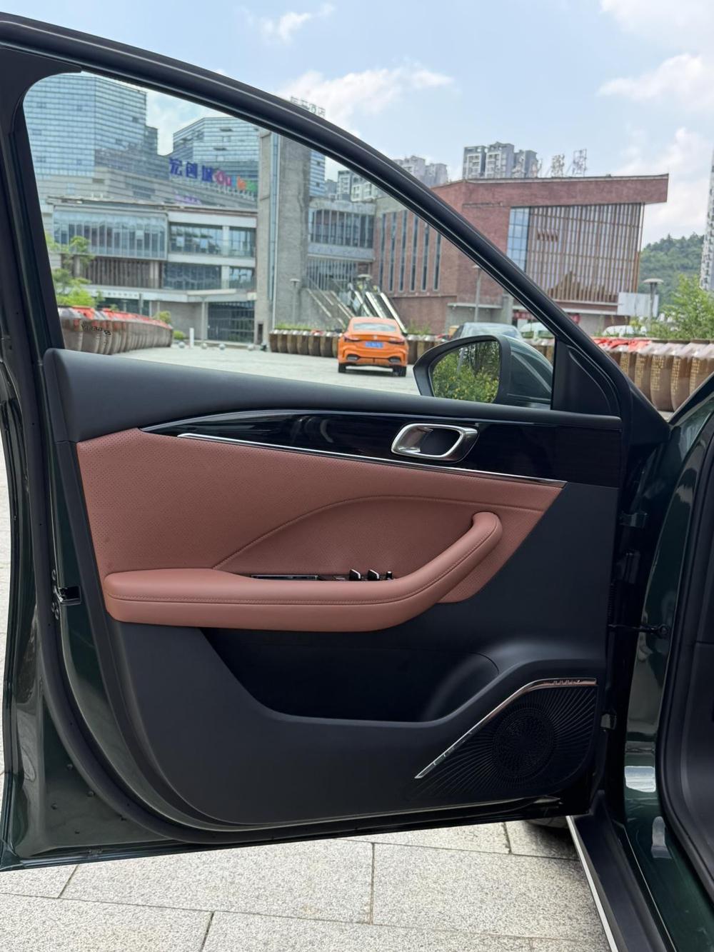 GEELY Emgrand 2025 car image #25