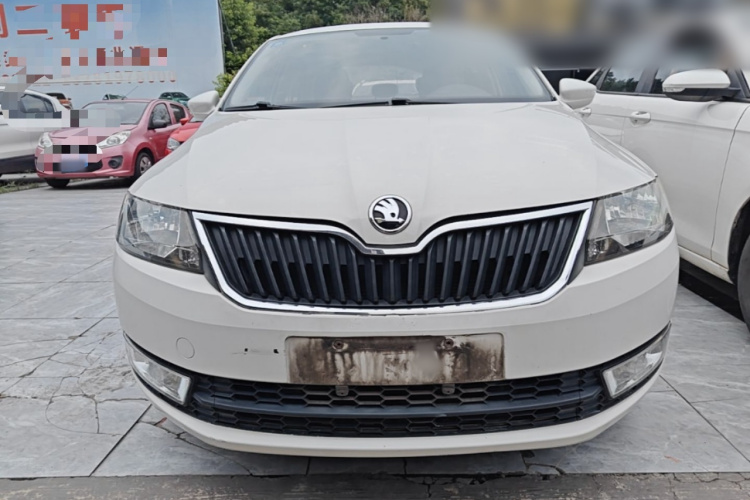Skoda Rapid 2016 #3 Skoda Rapid 2016 car image #3