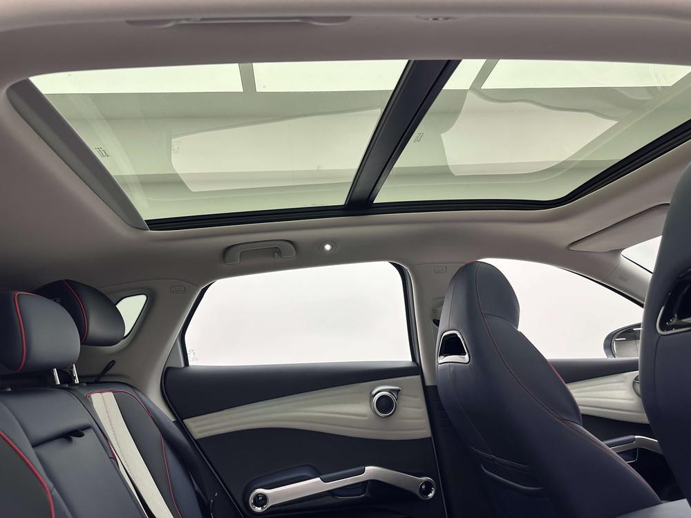 BYD Yuan Plus 2023 immagine di auto #29