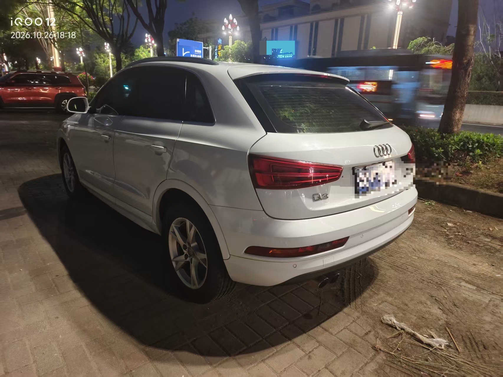 2019 car image #4