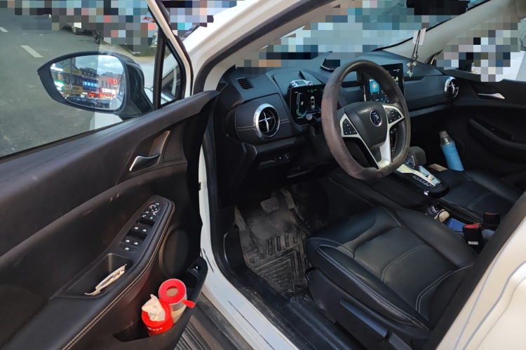 BYD Yuan New Energy 2019 #13 BYD Yuan New Energy 2019 car image #13