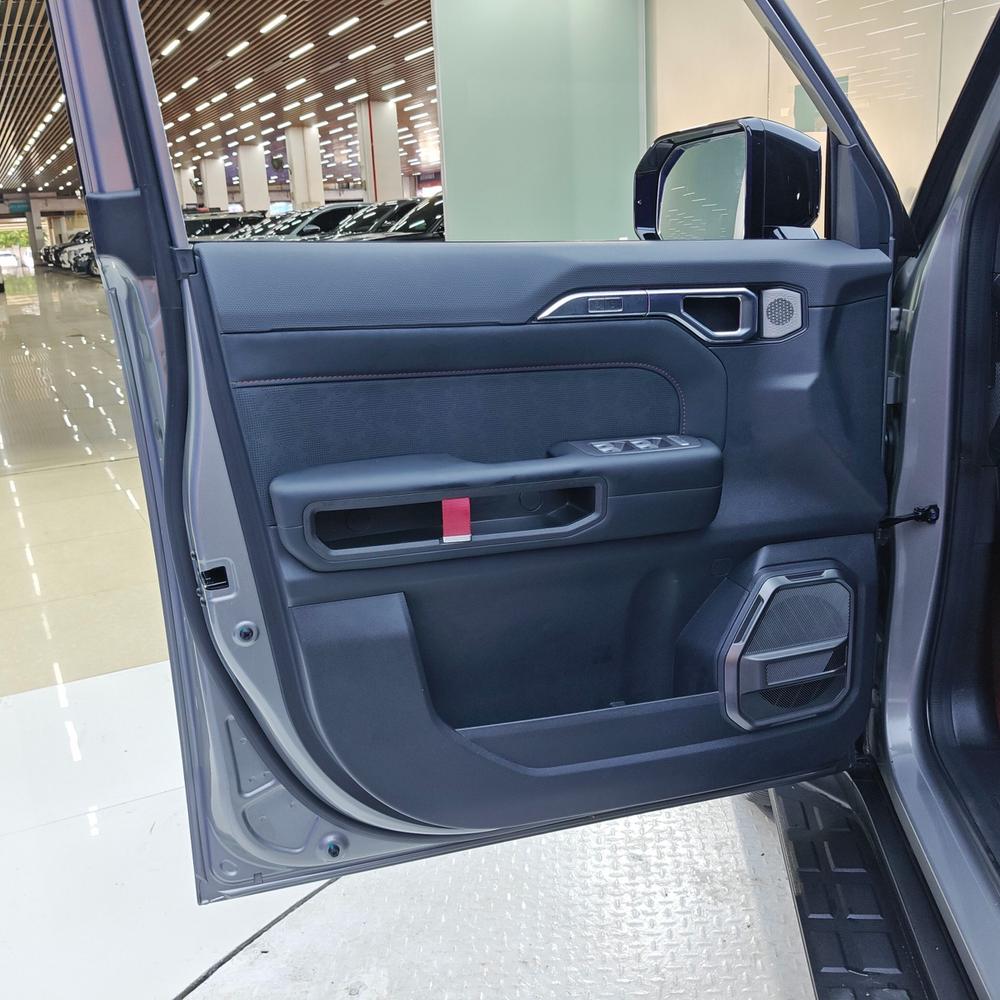 2025 #18 2025 immagine di auto #18