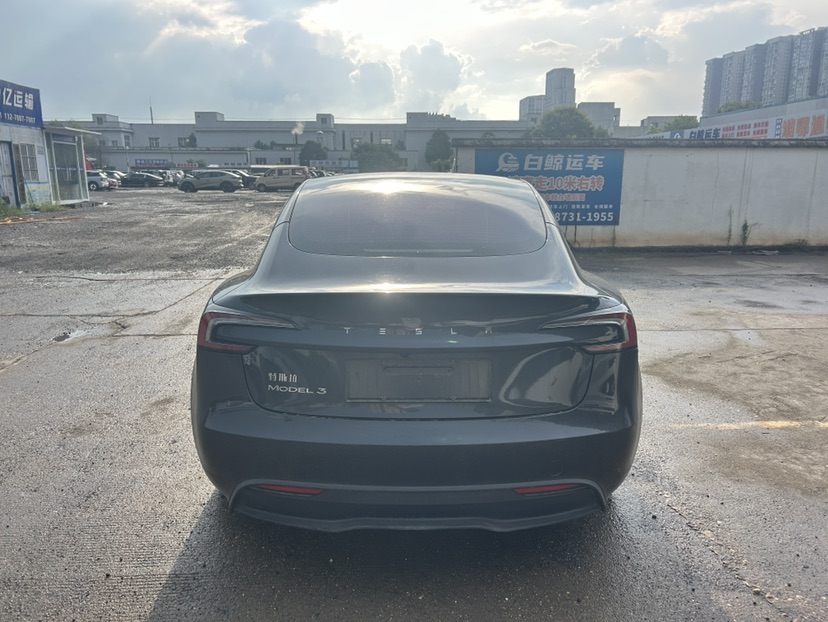 Tesla Model 3 2025 #9 Tesla Model 3 2025 car image #9