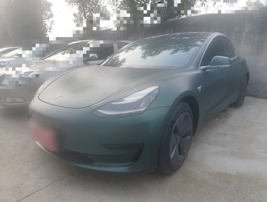 Tesla Model 3 2020 car image 