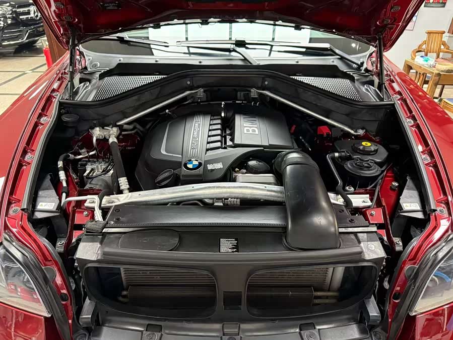 BMW X6 2012 immagine di auto #33