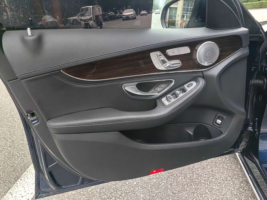 Mercedes-Benz C Class New Energy 2017 car image #33