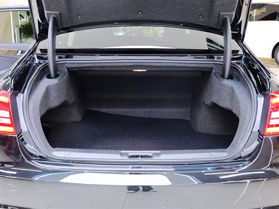 HongQi H7 2021 car image #33