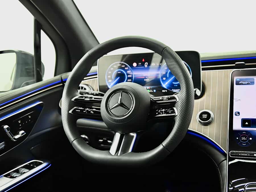 Mercedes-Benz EQE SUV 2024 #33 Mercedes-Benz EQE SUV 2024 car image #33