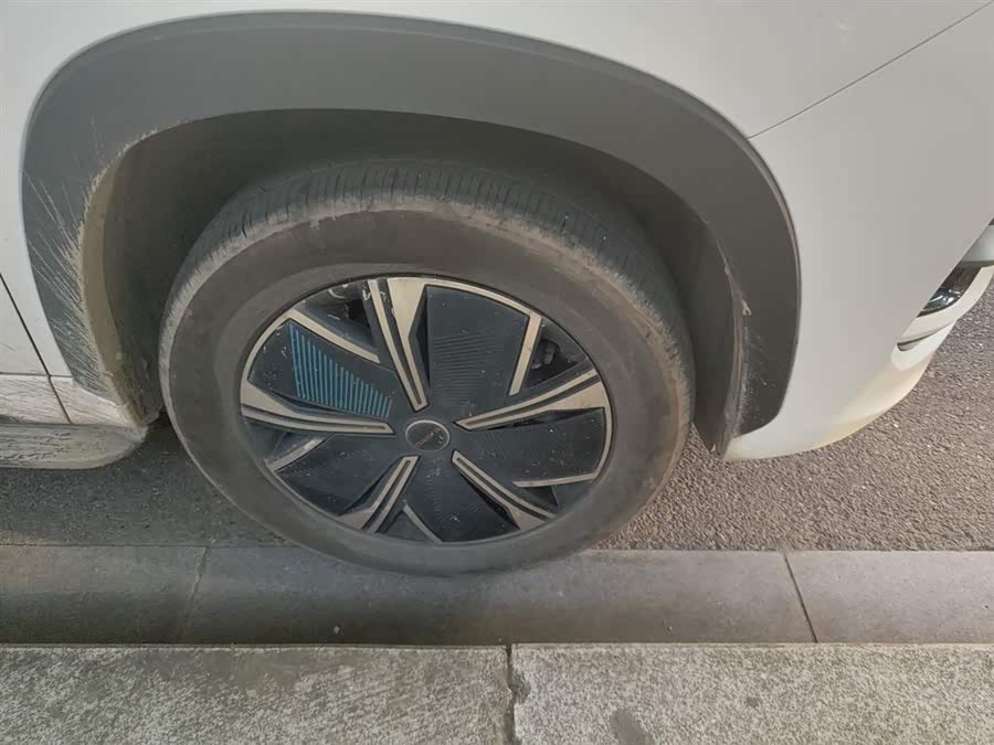 Exceed Chasing Wind C-DM 2023 #33 Exceed Chasing Wind C-DM 2023 car image #33