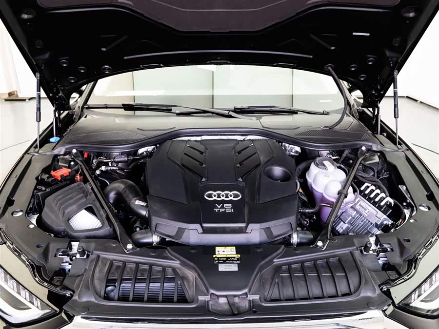Audi A8 immagine di auto #33
