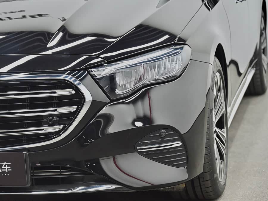 Mercedes-Benz E Class New Energy 2024 car image #33