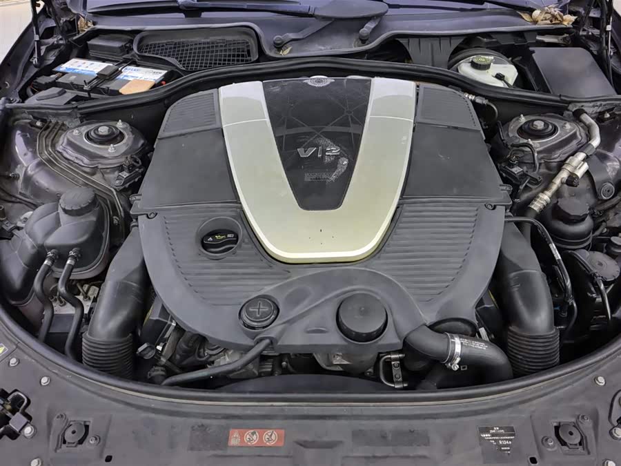 Mercedes-Benz CL Class 2009 car image #33