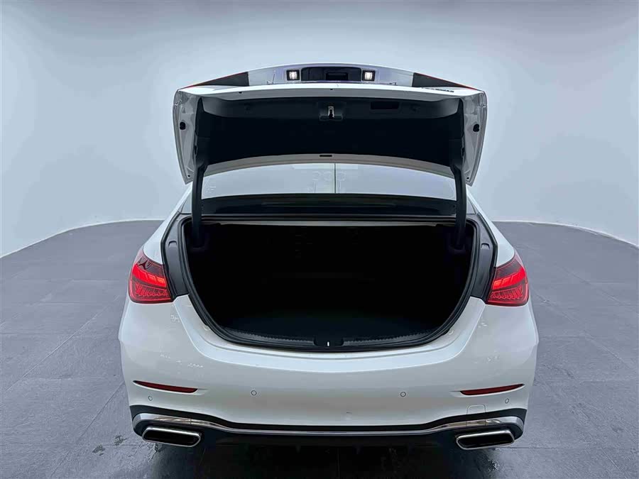 Mercedes-Benz C Class 2022 car image #33