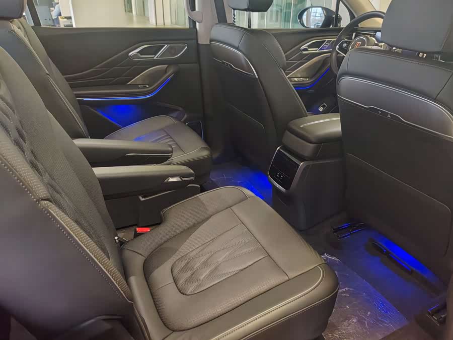 HongQi HS7 PHEV 2024 #33 HongQi HS7 PHEV 2024 car image #33