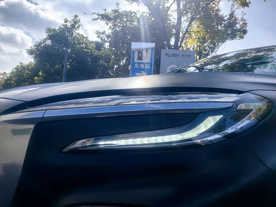 HongQi HS3 PHEV 2024 #33 HongQi HS3 PHEV 2024 car image #33