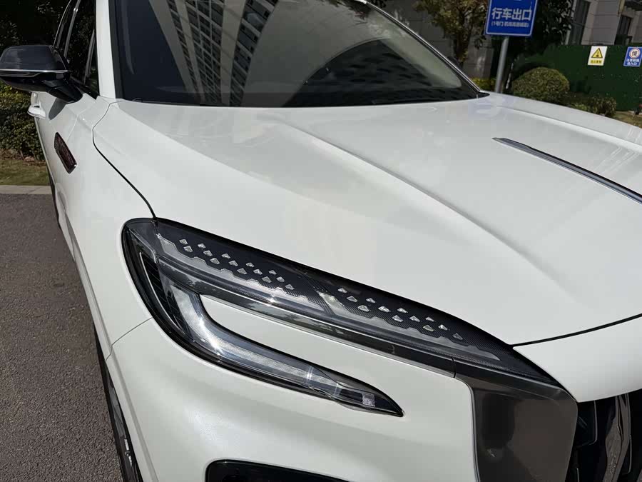 HongQi HS3 PHEV 2024 car image #33