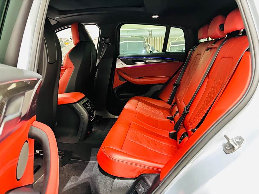 BMW X4 M 2023 car image #33