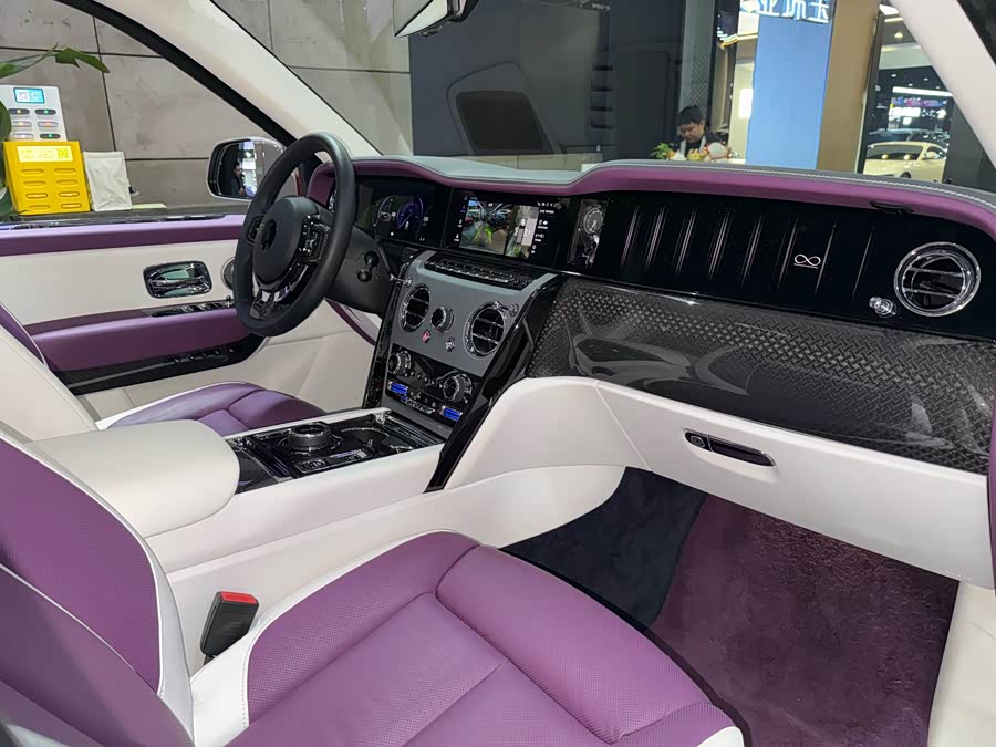 劳斯莱斯 库里南 2025 汽车图片 #33