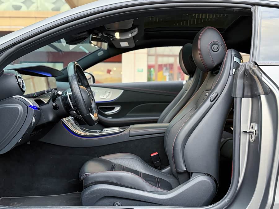 Mercedes-Benz E AMG 2022 immagine di auto #33