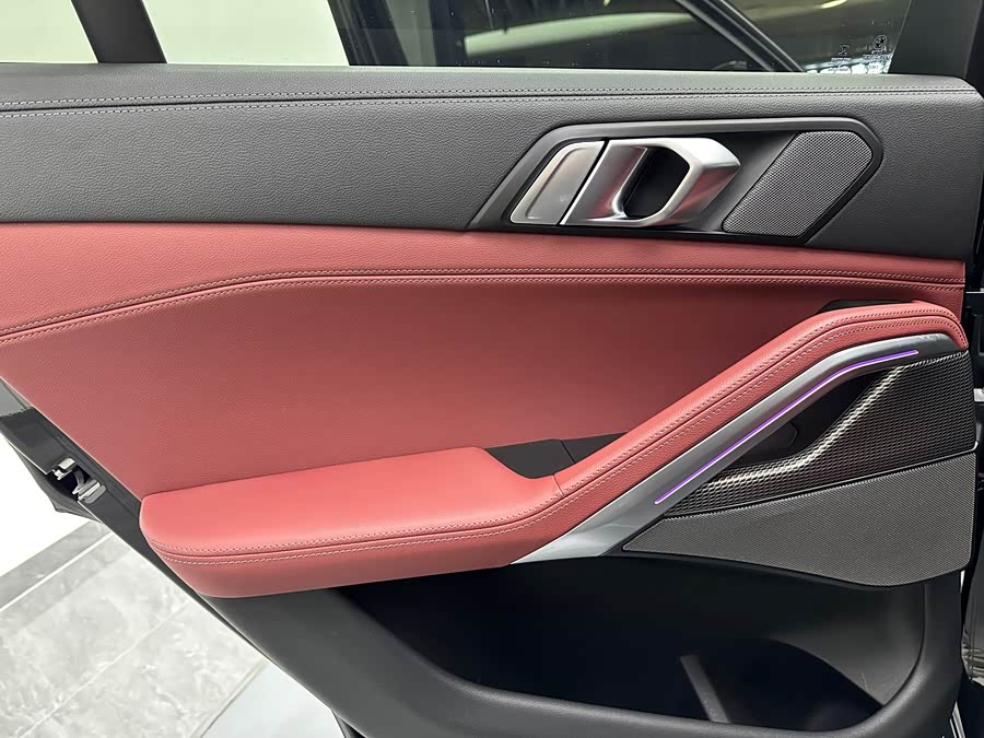 BMW X6 2022 immagine di auto #33