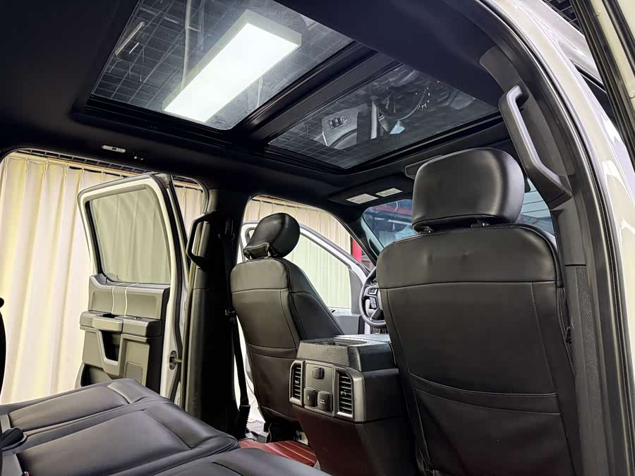 Ford Edge 2021 car image #33