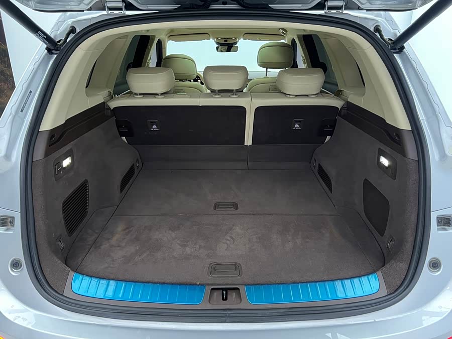 2024 immagine di auto #33