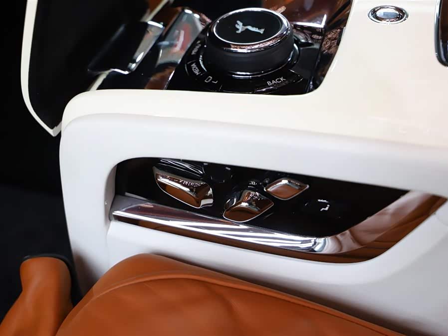 劳斯莱斯 幻影 2018 #33 劳斯莱斯 幻影 2018 汽车图片 #33