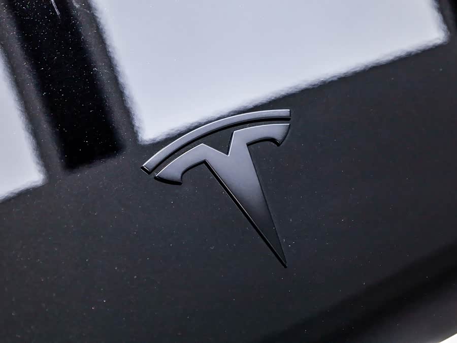 特斯拉 Model Y L 2025 汽车图片 #33