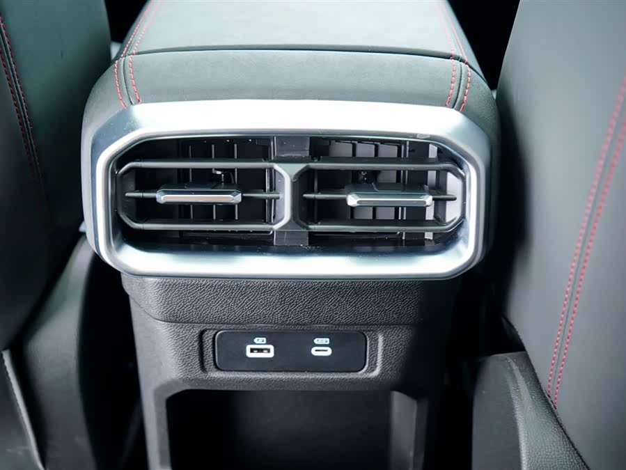 Jetour 2024 car image #33