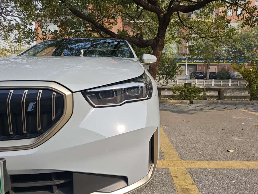 BMW i5 2024 #33 BMW i5 2024 car image #33