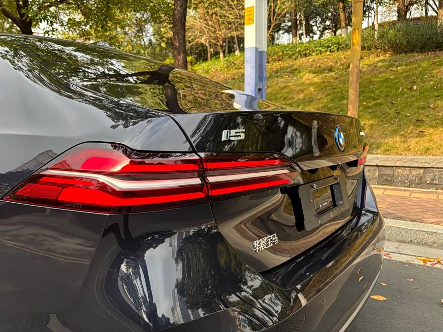 BMW i5 2024 #33 BMW i5 2024 car image #33