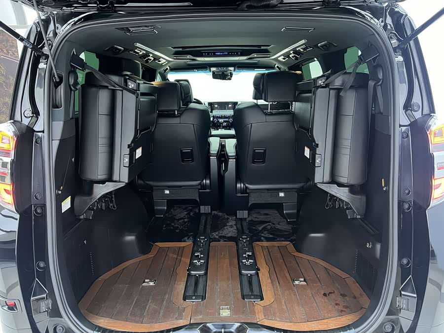 Toyota Vellfire 2020 #33 Toyota Vellfire 2020 صورة سيارة #33