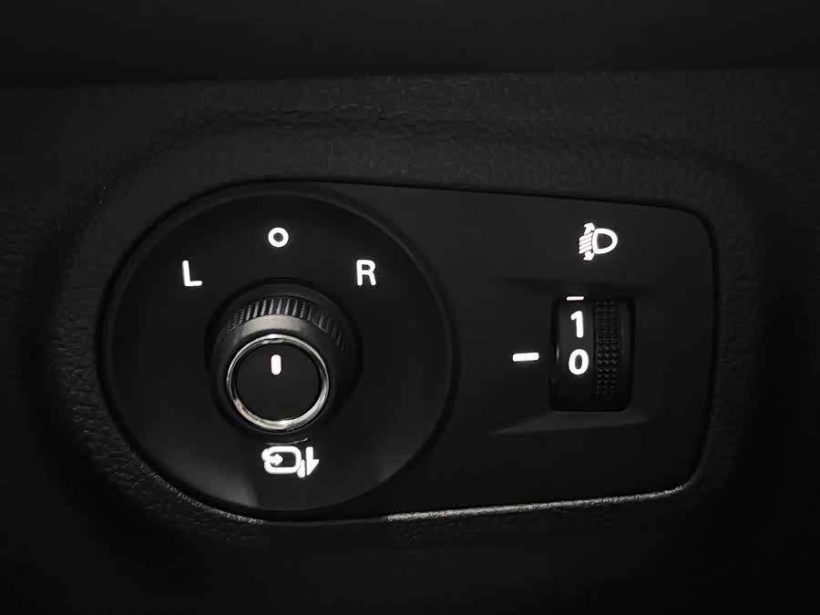 MG ZS 2022 car image #33