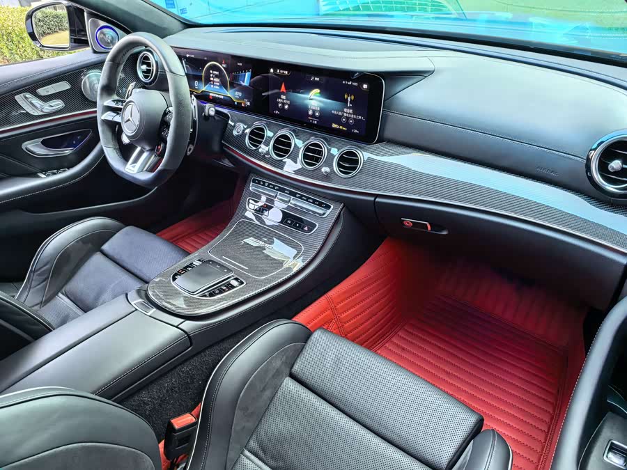 Mercedes-Benz E AMG 2021 صورة سيارة #33