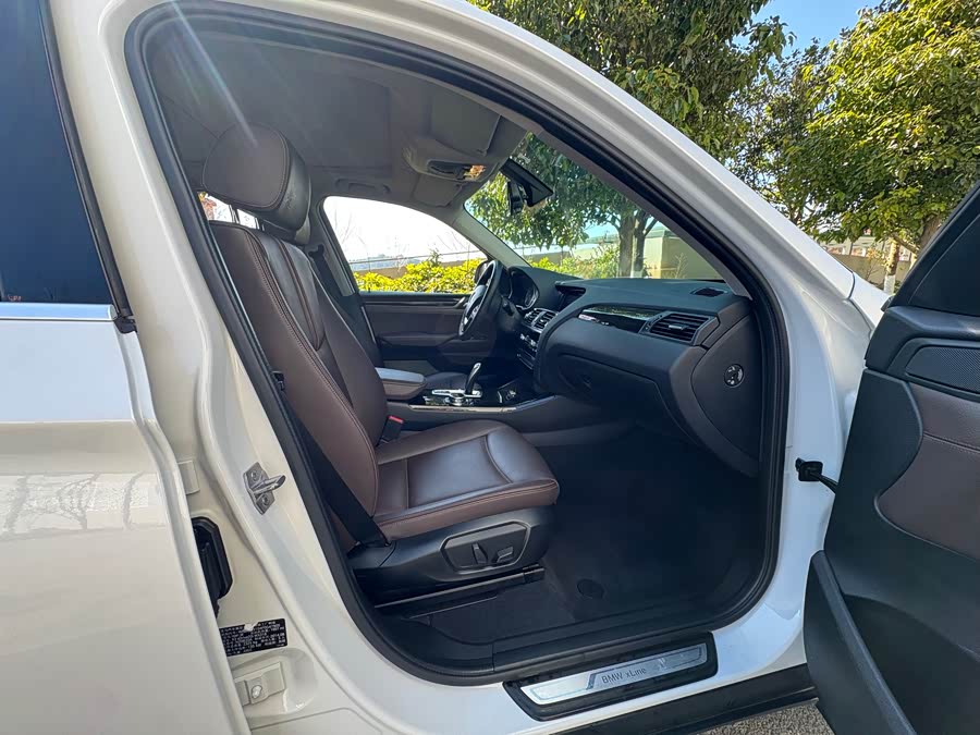 BMW X3 (Imported) 2015 صورة سيارة #33