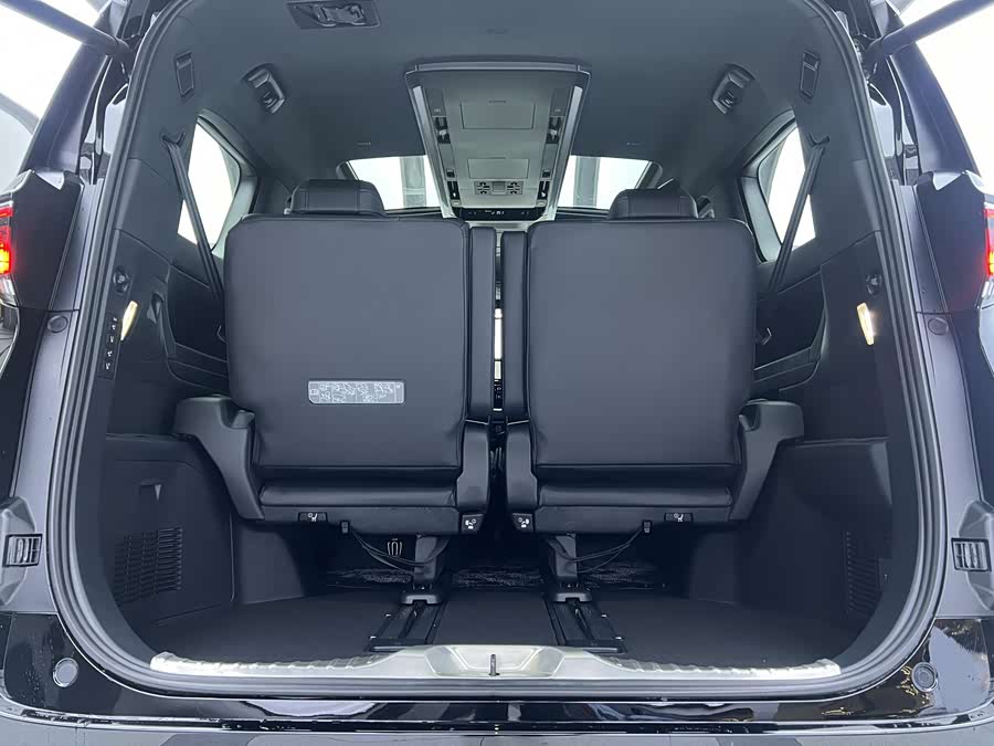 Toyota Vellfire 2025 #33 Toyota Vellfire 2025 immagine di auto #33