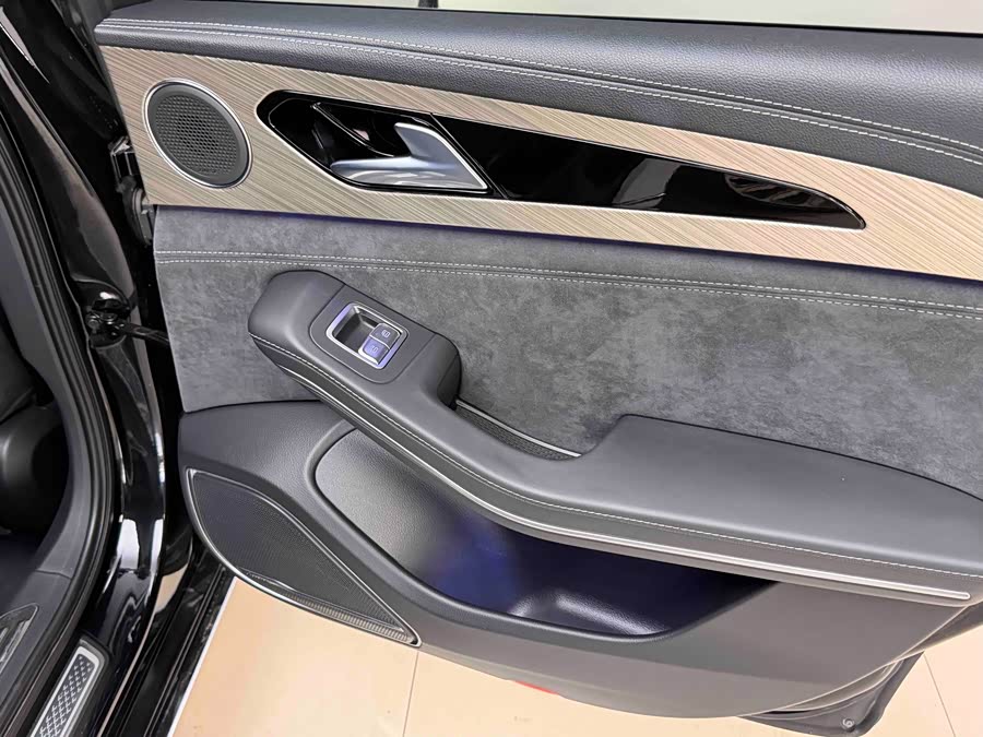 HongQi H9 2022 car image #33