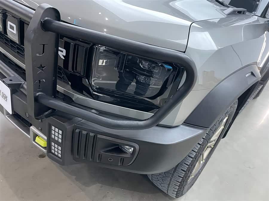 Jetour Traveller 2023 car image #33