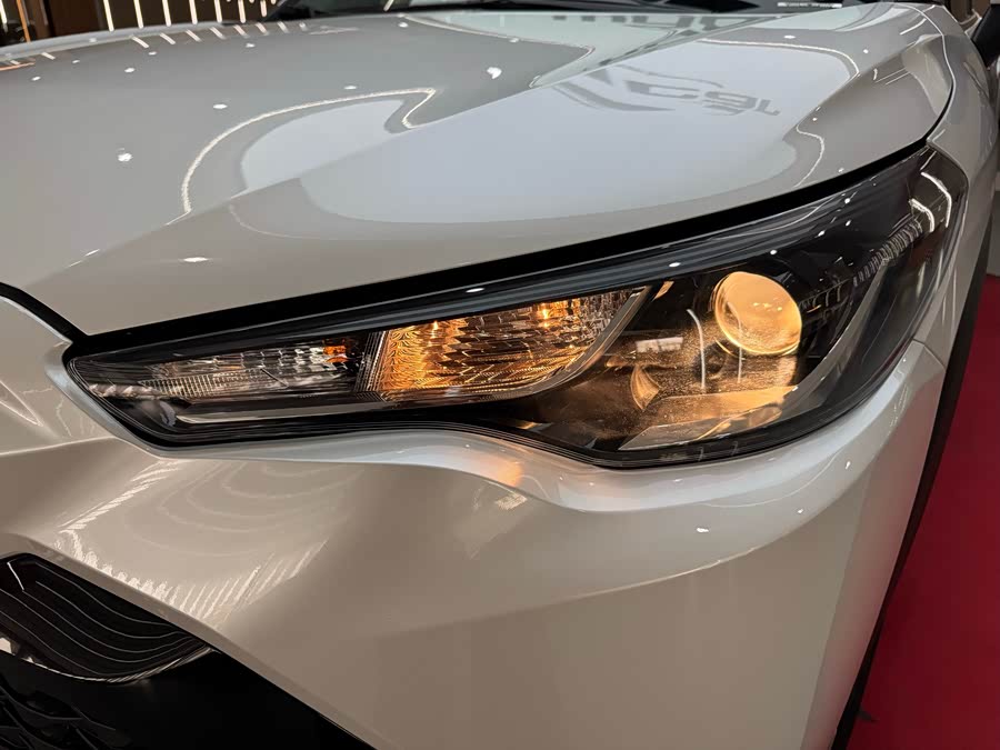 Toyota Frontlander 2022 car image #33