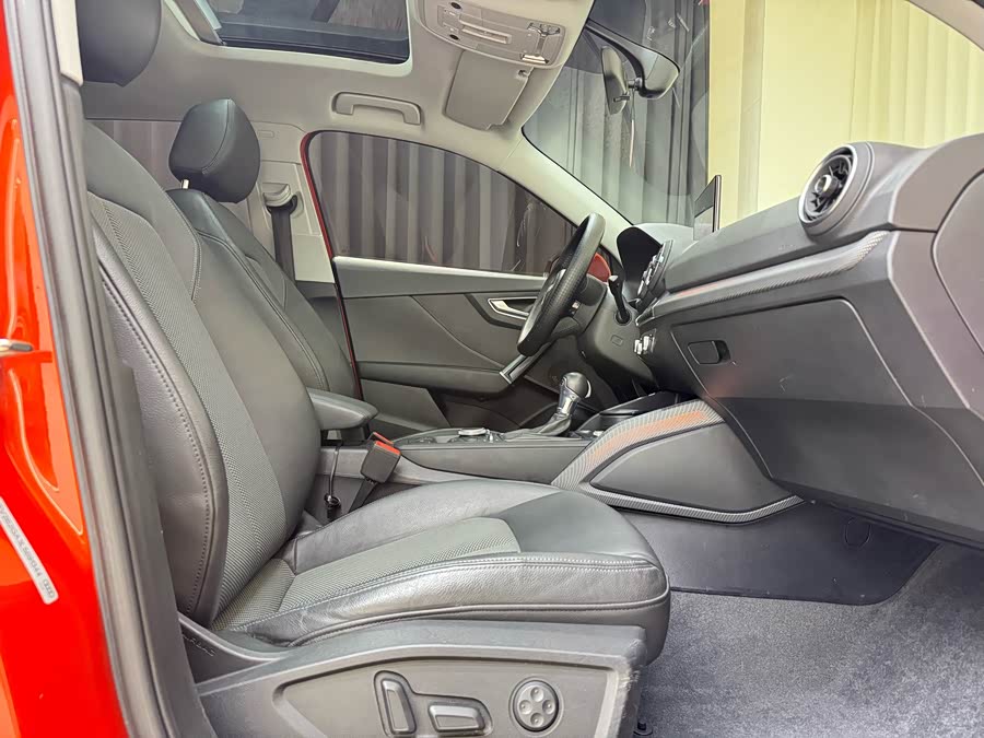 Audi Q2L 2020 صورة سيارة #33