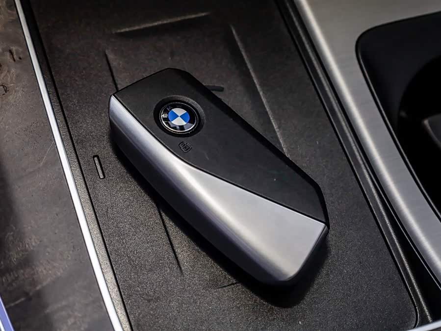 BMW X5 2026 immagine di auto #33