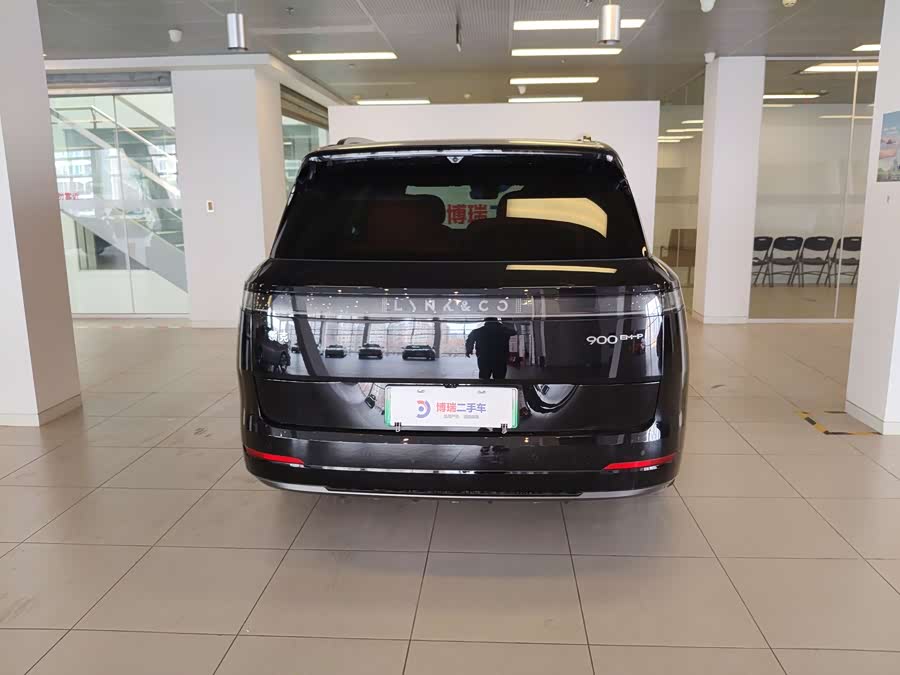 Lynk & Co 900 2025 car image #33