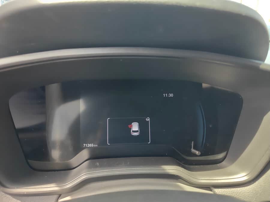 Toyota Frontlander 2023 car image #33