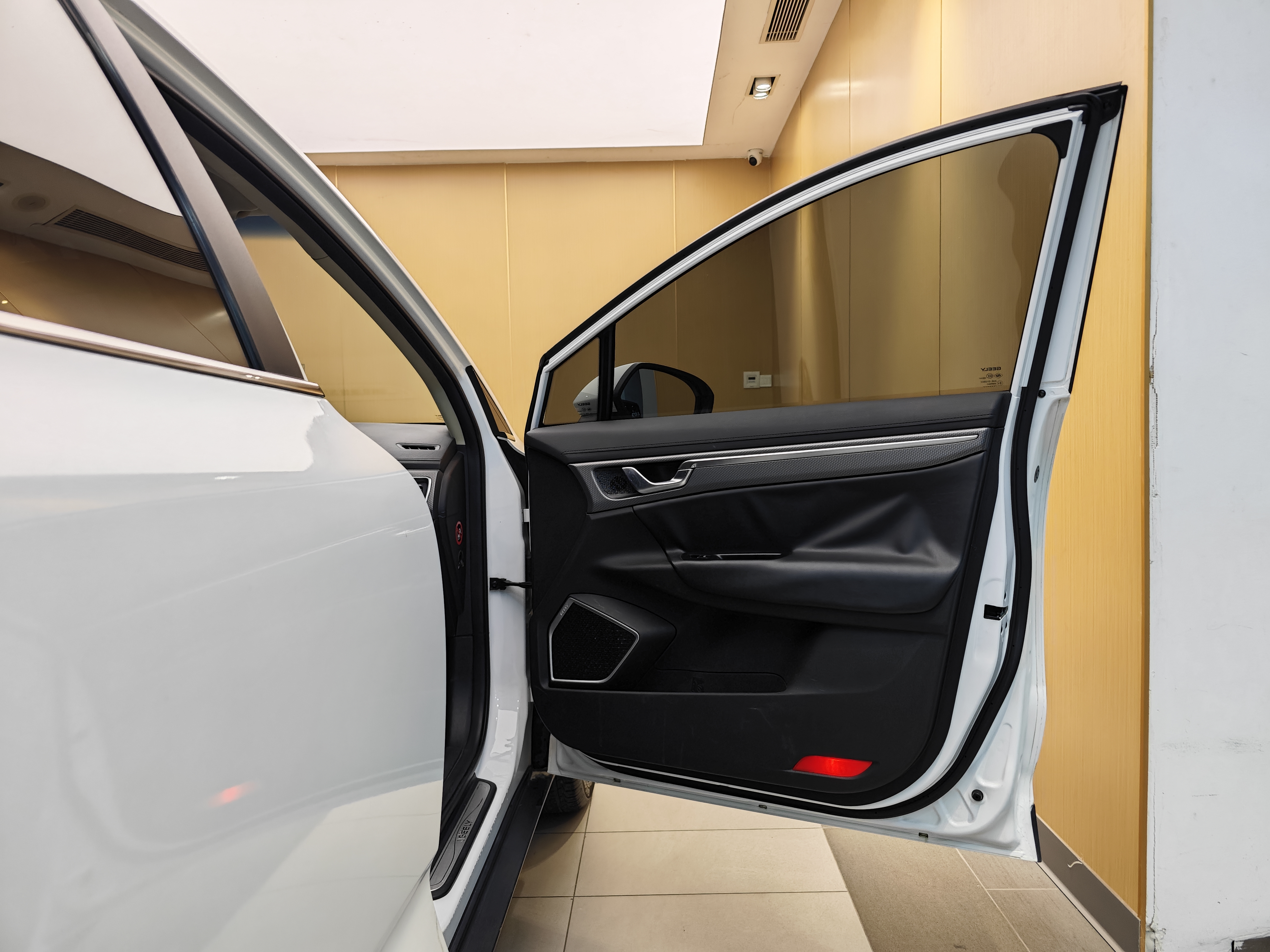 GEELY 2017 car image #33