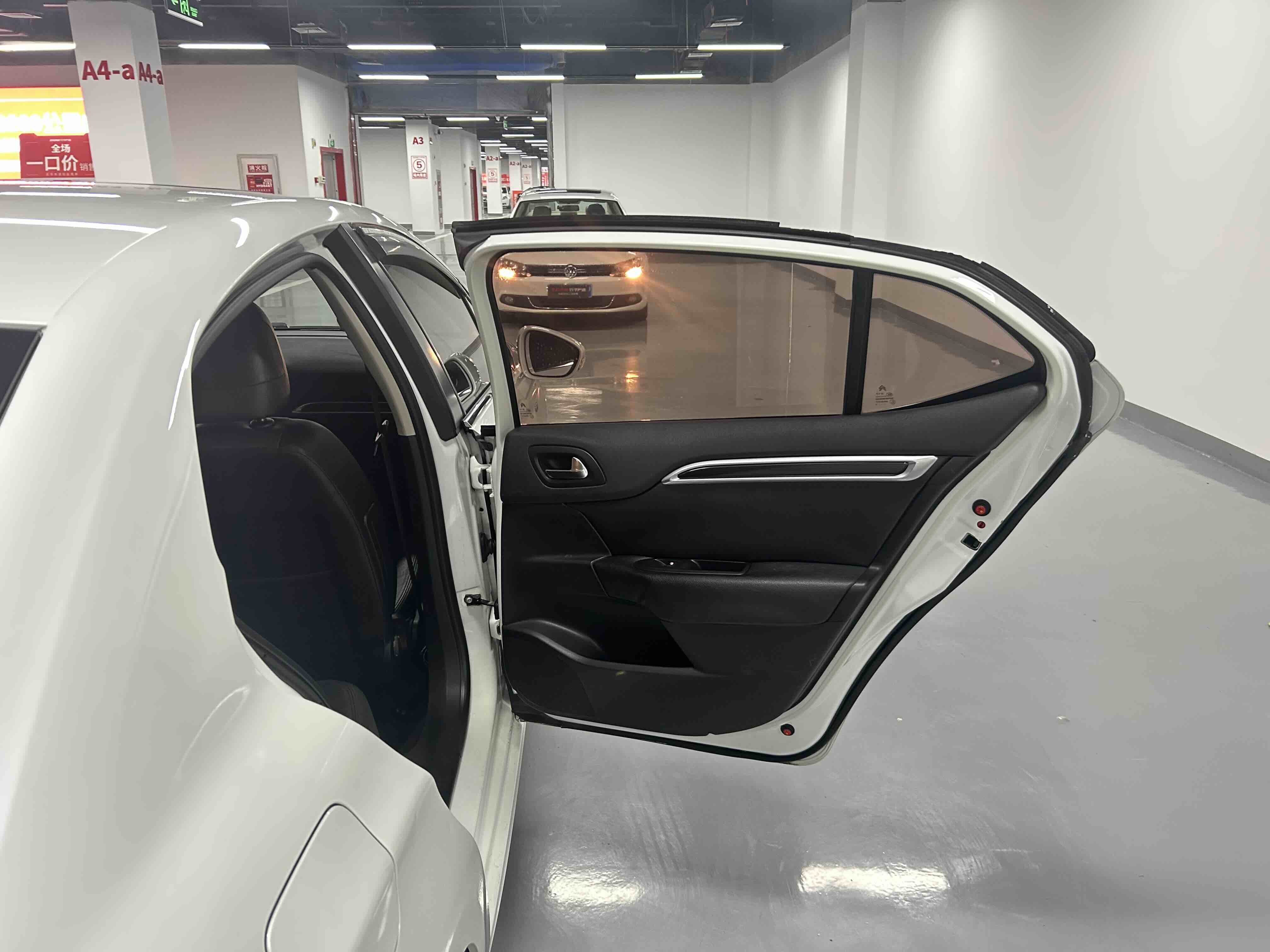 Citroen C4L 2013 #33 Citroen C4L 2013 car image #33