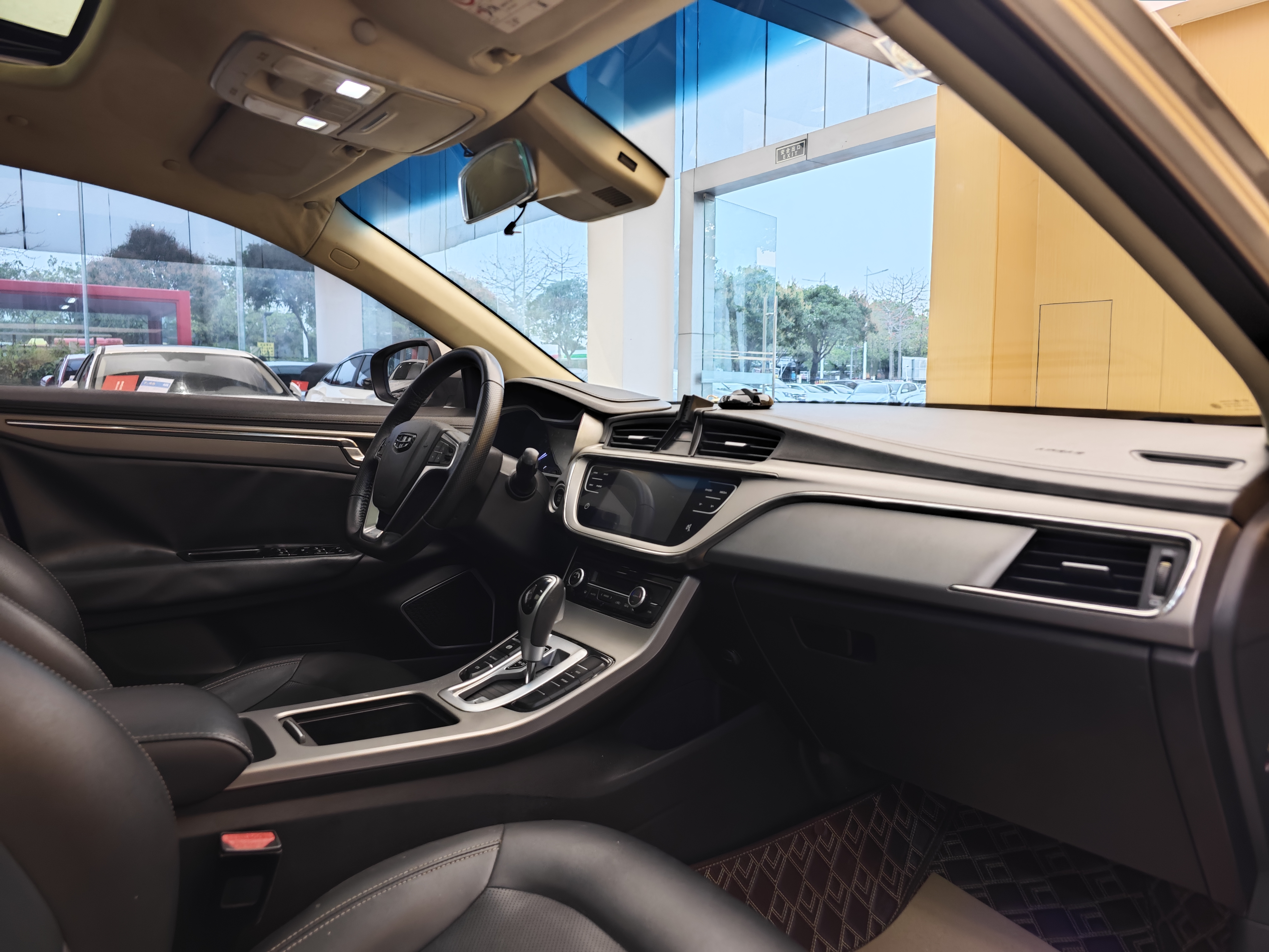 Emgrand GL 2018 immagine di auto #33